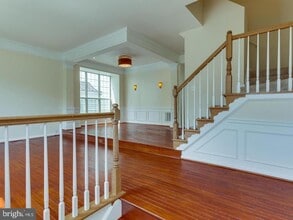 27 Arell Ct in Alexandria, VA - Building Photo - Building Photo