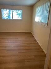 6692 Tarry Ln in Talent, OR - Building Photo - Building Photo