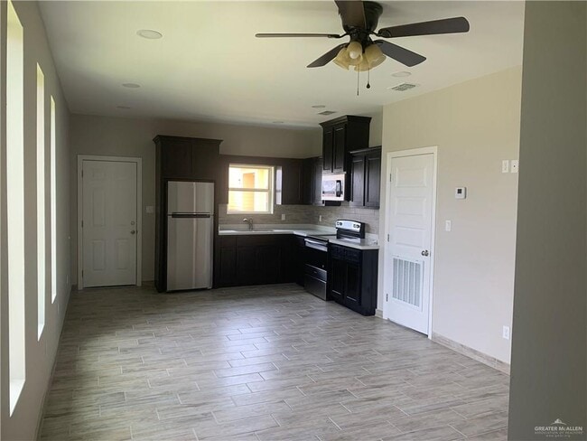 1428 W Harrison Ave in Alton, TX - Building Photo - Building Photo