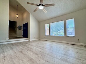 6412 Tall Tree Cir in Citrus Heights, CA - Building Photo - Building Photo
