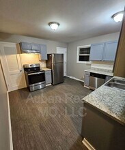 1727 N 51st Terrace in Kansas City, KS - Building Photo - Building Photo