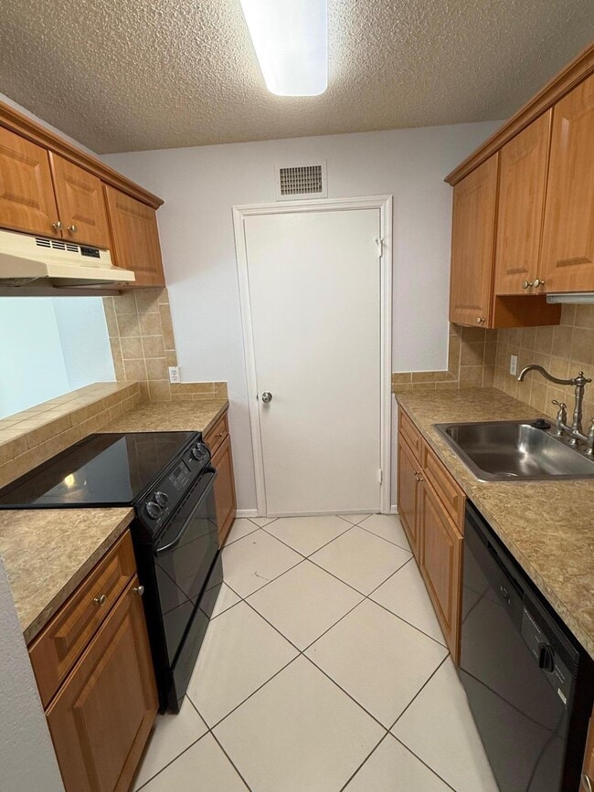 property at 2315 N Congress Ave
