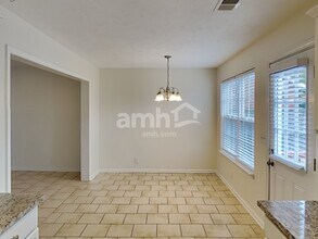 1128 Eastwoods Dr in Murfreesboro, TN - Foto de edificio - Building Photo