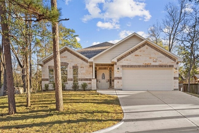 1805 Rollingwood Dr in Huntsville, TX - Building Photo - Building Photo