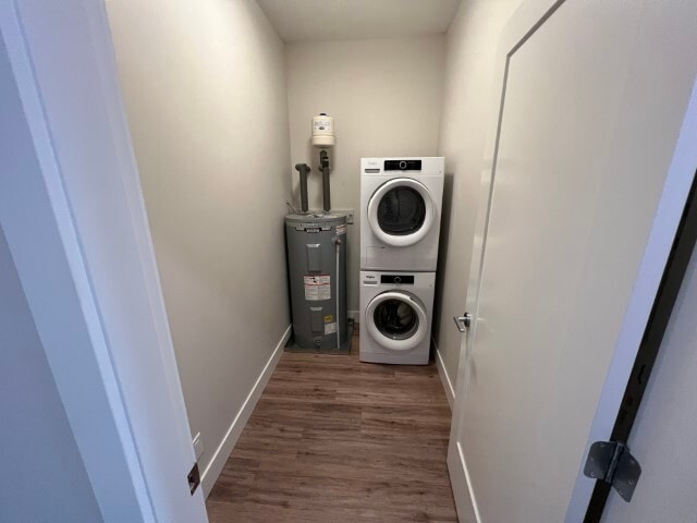 6540 Metral Dr in Nanaimo, BC - Building Photo - Building Photo