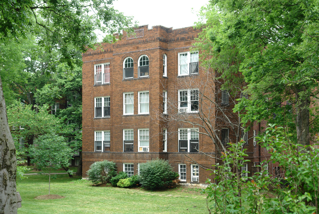 Sterling Court Apartments in Nashville, TN - Foto de edificio