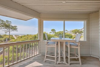 1115 Duneside Rd in Kiawah Island, SC - Foto de edificio - Building Photo
