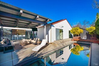 1811 Hillview Pl in St Helena, CA - Building Photo - Building Photo