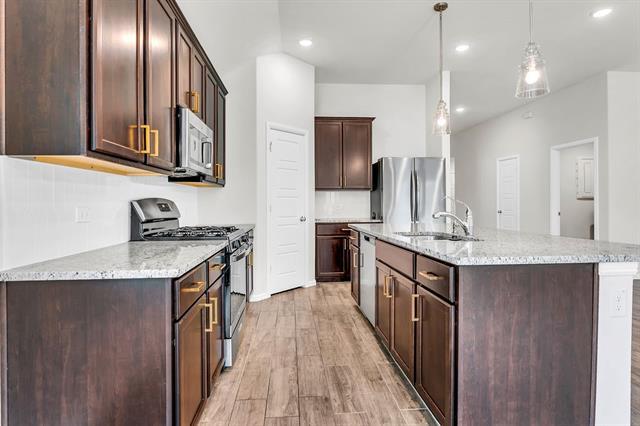 1305 Porizek Pl in Denton, TX - Building Photo - Building Photo