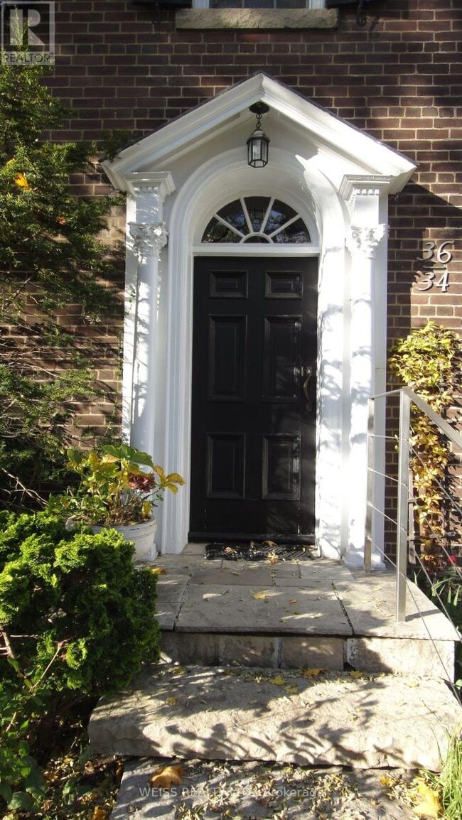 34 Edmund Ave in Toronto, ON - Building Photo - Building Photo