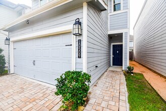 10509 Blankiet Ln. in Houston, TX - Building Photo - Building Photo