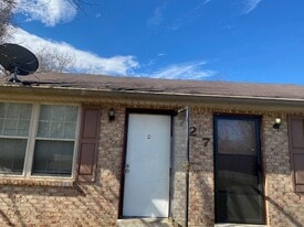 727 Linden Green Dr in Nashville, TN - Building Photo