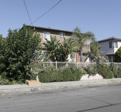 6519 Troost Ave in North Hollywood, CA - Building Photo - Building Photo