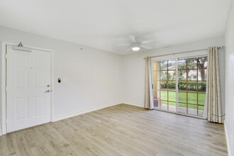 6769 Heritage Grande in Boynton Beach, FL - Building Photo - Building Photo