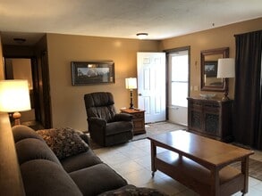 1410 N Custer Ave in Grand Island, NE - Building Photo - Building Photo