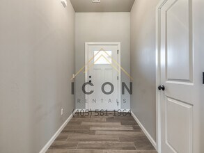 4501 Desert Spring Ct in Yukon, OK - Building Photo - Building Photo