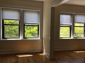 1742 W Estes Ave in Chicago, IL - Building Photo - Building Photo