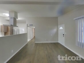 2416 SW 330th St in Federal Way, WA - Building Photo - Building Photo