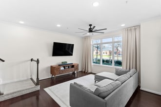 1504 Ribbon Limestone Terrace SE in Leesburg, VA - Building Photo - Building Photo