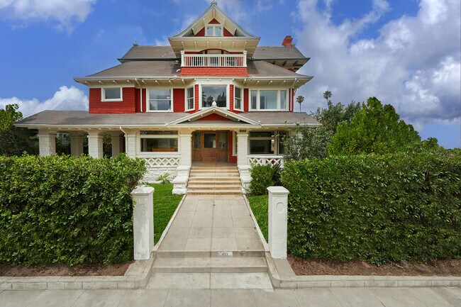 property at 1133 3rd Ave