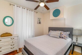 830 W Jordan St in Pensacola, FL - Foto de edificio - Building Photo