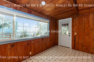 10173 Manley Rd NW-Unit -10173 Manley Rd NW #B Seabeck in Seabeck, WA - Building Photo - Building Photo