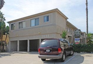 3351 Vinton Ave in Los Angeles, CA - Building Photo - Building Photo