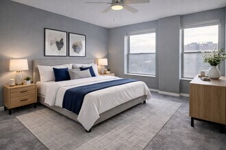 77 S Evergreen Ave in Arlington Heights, IL - Building Photo - Building Photo