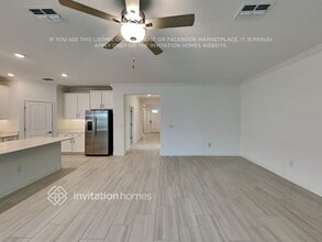 14318 17th Ct E in Parrish, FL - Foto de edificio - Building Photo