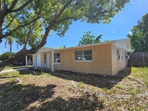 9210 Pegasus Ave in Port Richey, FL - Building Photo - Building Photo