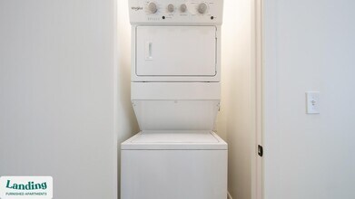 425 20th St S, Unit 215 in Birmingham, AL - Foto de edificio - Building Photo