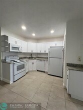 2550 NE 51st St-Unit -303 in Fort Lauderdale, FL - Building Photo - Building Photo