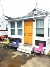 16 Riverview Ter in Hampton, NH - Foto de edificio - Building Photo