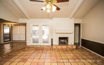 4912 58th St in Lubbock, TX - Building Photo - Building Photo
