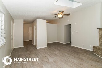 7703 Hoyt Ave in Indianapolis, IN - Building Photo - Building Photo