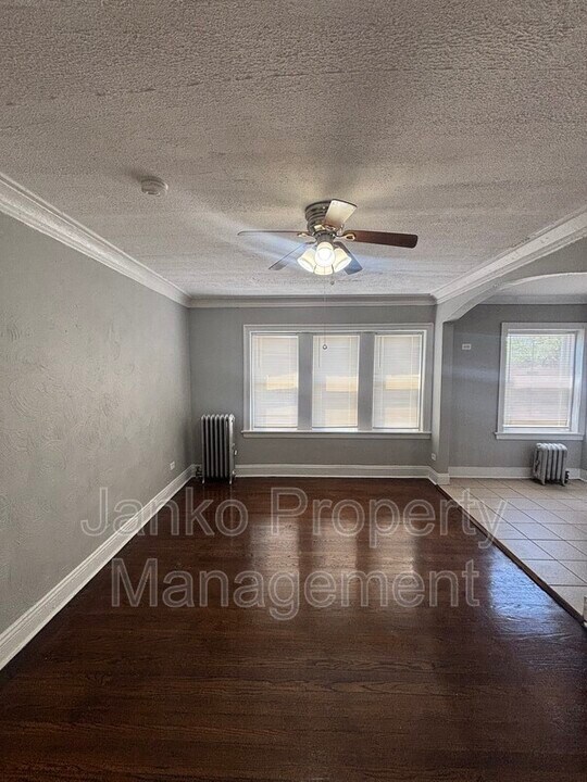 9453 S Loomis St in Chicago, IL - Building Photo