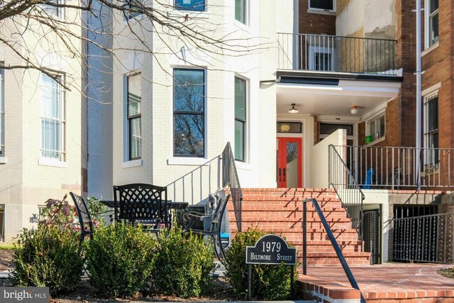 property at 1979 Biltmore St NW