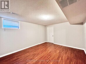 66 Bonacres Ave in Toronto, ON - Building Photo - Building Photo