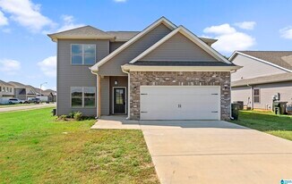 212 Cotton Bayou Dr in Meridianville, AL - Building Photo