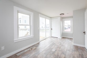 140 Ashworth Ave in Hampton, NH - Building Photo - Building Photo