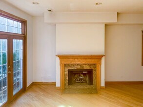 2714 N Wayne Ave, Unit 2 in Chicago, IL - Building Photo - Building Photo