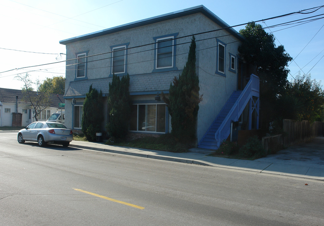 4200 Bassett St in Santa Clara, CA - Building Photo