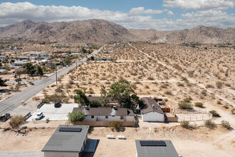 7382 Olympic Rd in Joshua Tree, CA - Building Photo - Building Photo