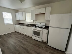 438 Kenilworth Ave in Pontiac, MI - Building Photo - Building Photo
