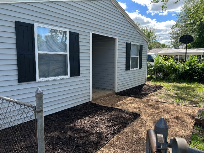 3240 W Page St in Springfield, MO - Building Photo - Building Photo