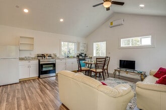 1120 Sunrise Hill in Concord, CA - Building Photo - Building Photo