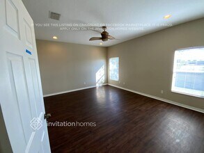 435 York Dale Dr in Ruskin, FL - Building Photo - Building Photo