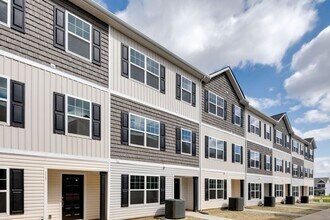 305 Moshe Feder Wy in La Vergne, TN - Building Photo - Building Photo