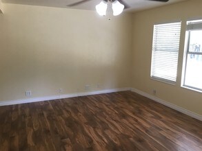 172 W 2100 S in Clearfield, UT - Building Photo - Building Photo