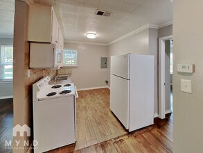 404 Virginia Ave in Waxahachie, TX - Building Photo - Building Photo